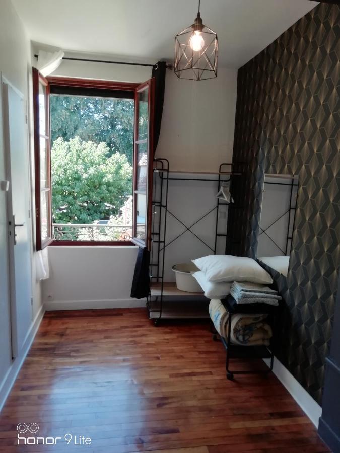 Centre Troyes Avec Vue Sur Parc, Simplicite D'Acces, Charme Et Confort Garanti Zewnętrze zdjęcie